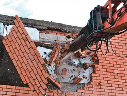 Ocene za demontažo stavbe opeke